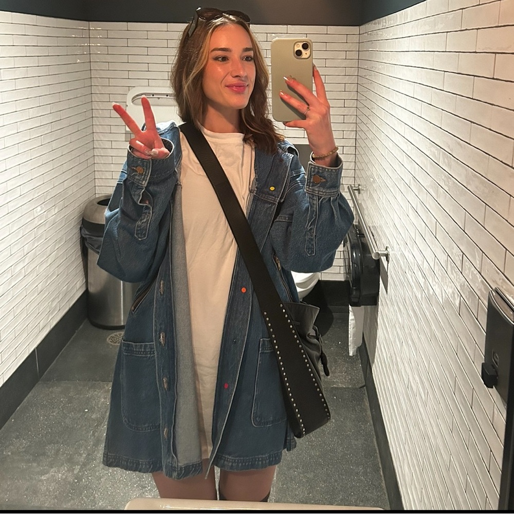 Meet your Posher, Lexi